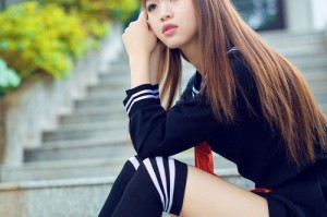 北京一聚集性疫情致9人感染/北京疫情集会